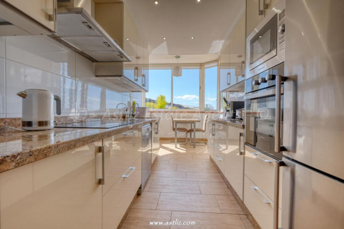 Image No.15-3 Bed Apartment for sale