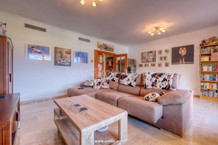 Image No.10-3 Bed Apartment for sale