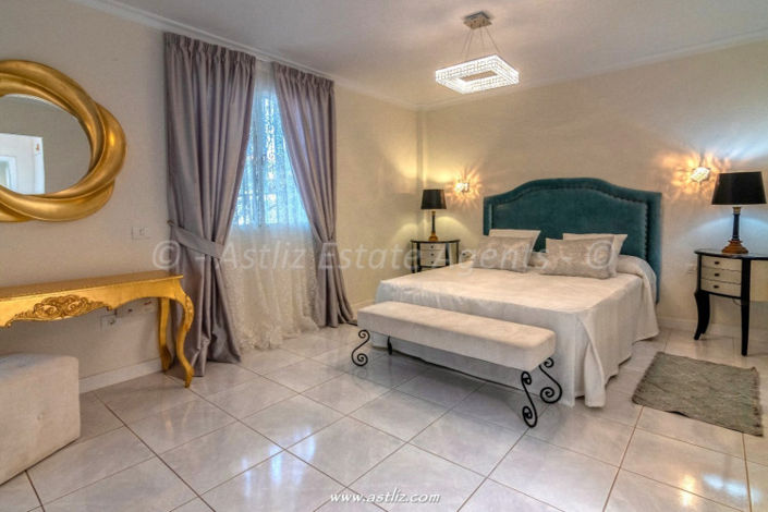 Image No.15-5 Bed Villa for sale