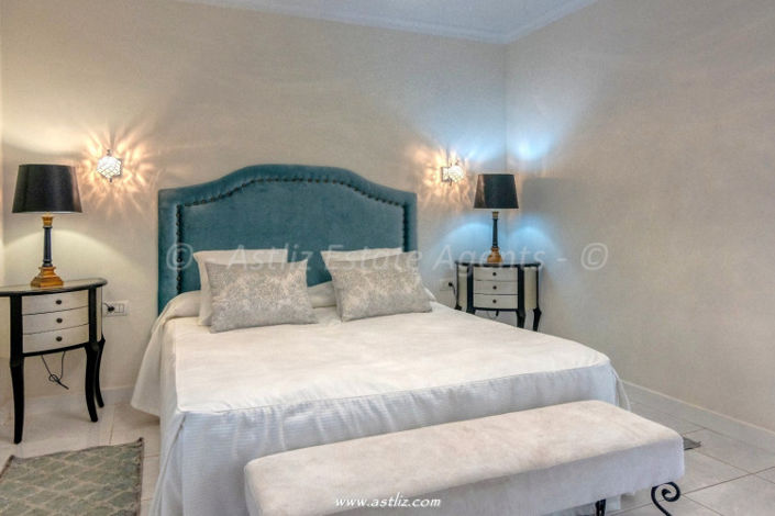 Image No.17-5 Bed Villa for sale