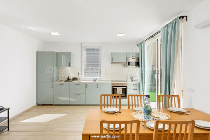 Image No.2-3 Bed Villa for sale