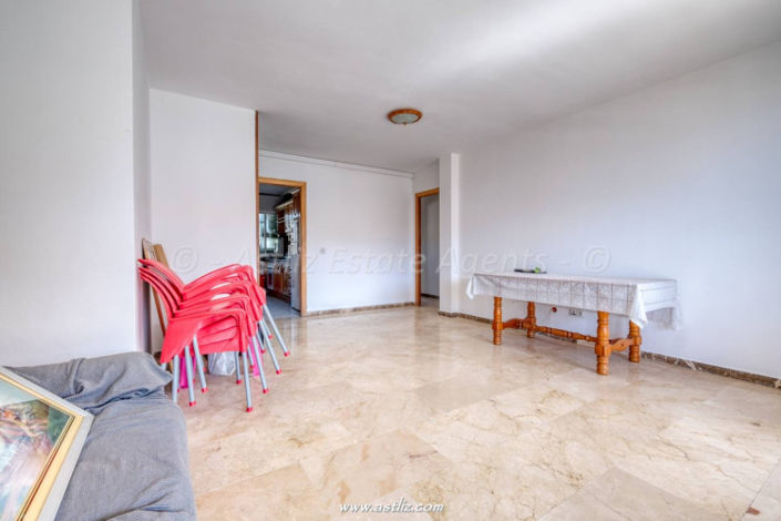 Image No.8-3 Bed Apartment for sale