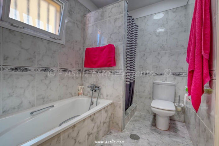 Image No.26-2 Bed Apartment for sale