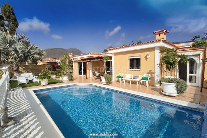 Image No.21-3 Bed Villa for sale