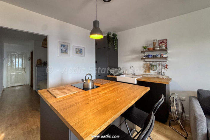 Image No.18-1 Bed Property for sale