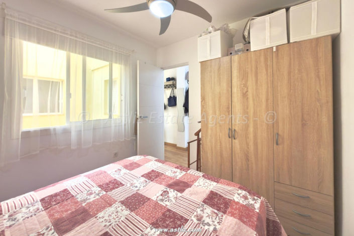 Image No.17-2 Bed Apartment for sale