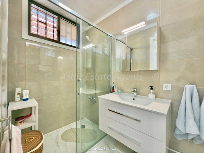 Image No.24-1 Bed Apartment for sale