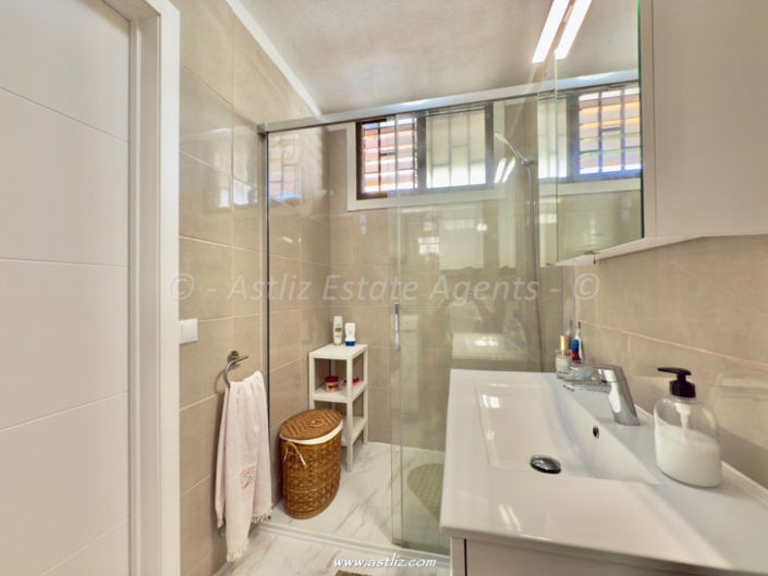 Image No.34-1 Bed Apartment for sale