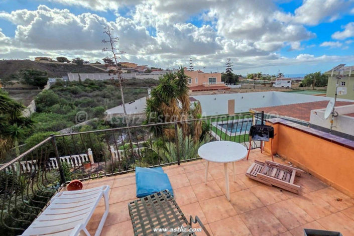 Image No.2-5 Bed Villa for sale