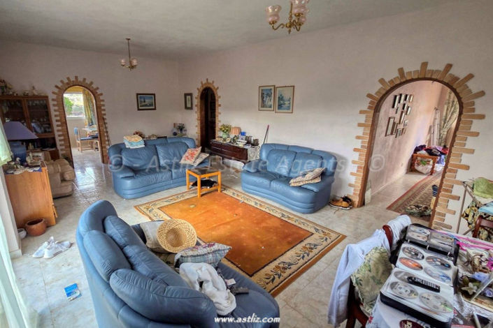 Image No.9-5 Bed Villa for sale