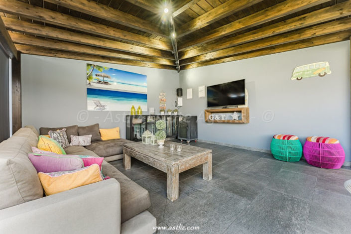 Image No.2-3 Bed Villa for sale