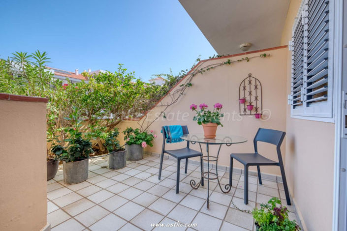 Image No.30-2 Bed Apartment for sale