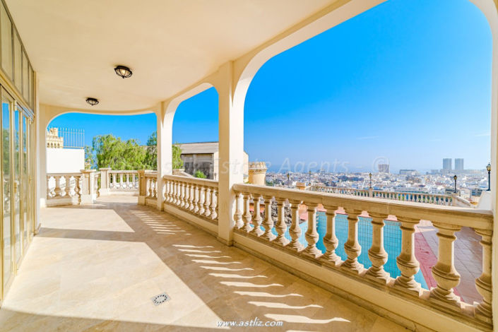 Image No.3-8 Bed Villa for sale