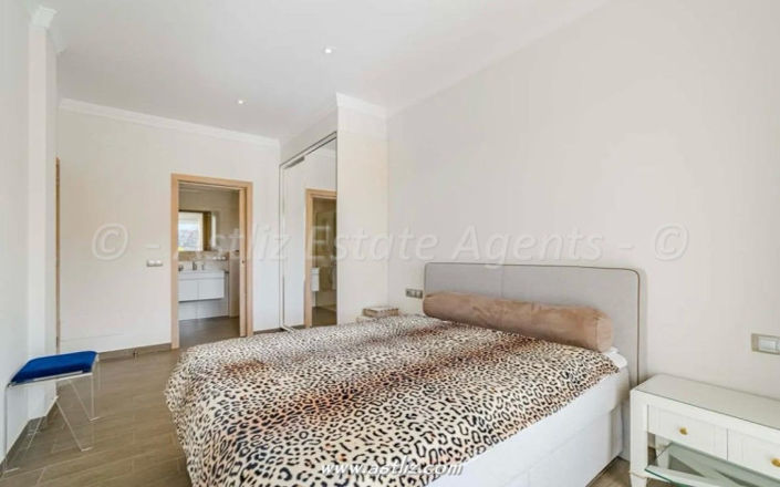 Image No.15-4 Bed Villa for sale