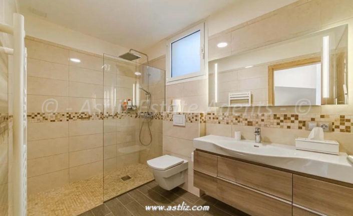 Image No.32-4 Bed Villa for sale