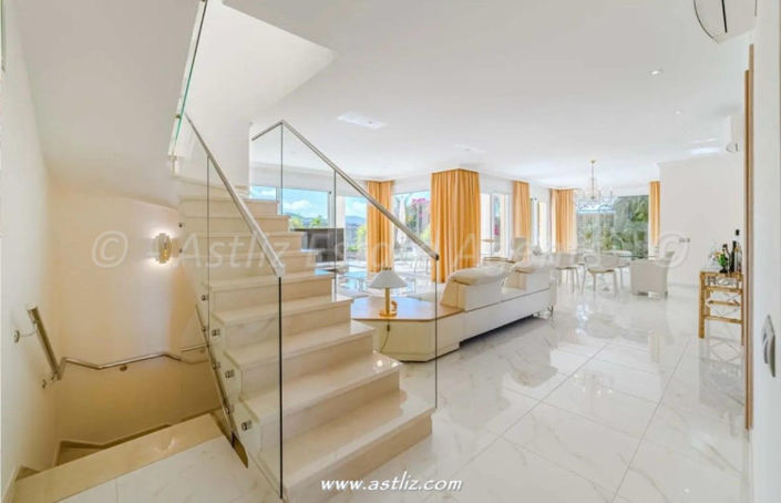 Image No.5-4 Bed Villa for sale