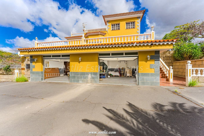 Image No.10-4 Bed Villa for sale