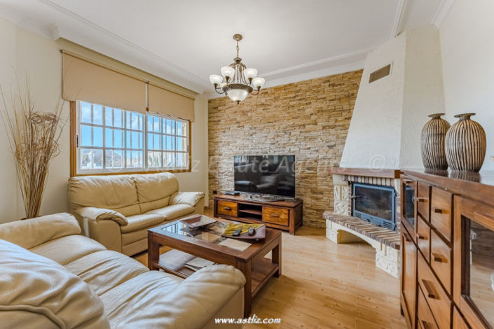 Image No.13-4 Bed Villa for sale