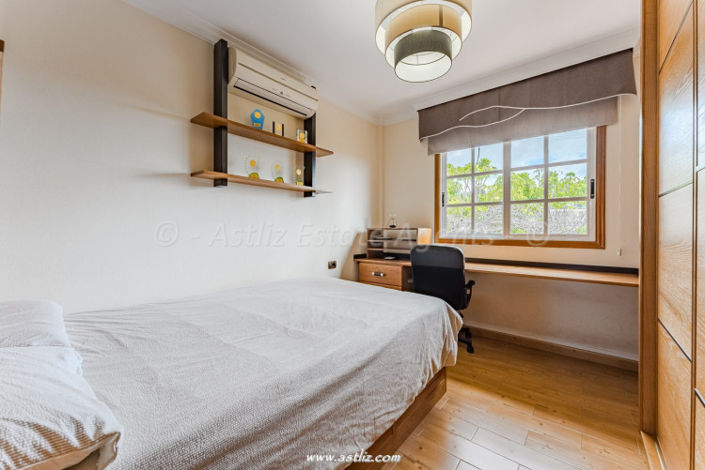 Image No.26-4 Bed Villa for sale