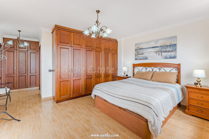 Image No.29-4 Bed Villa for sale