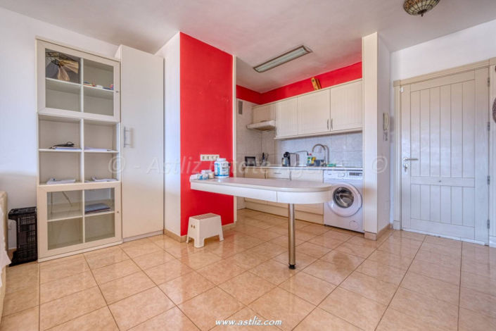 Image No.13-2 Bed Apartment for sale