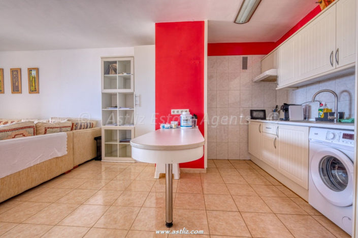 Image No.17-2 Bed Apartment for sale