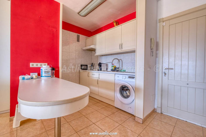 Image No.20-2 Bed Apartment for sale