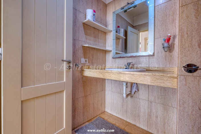 Image No.26-2 Bed Apartment for sale