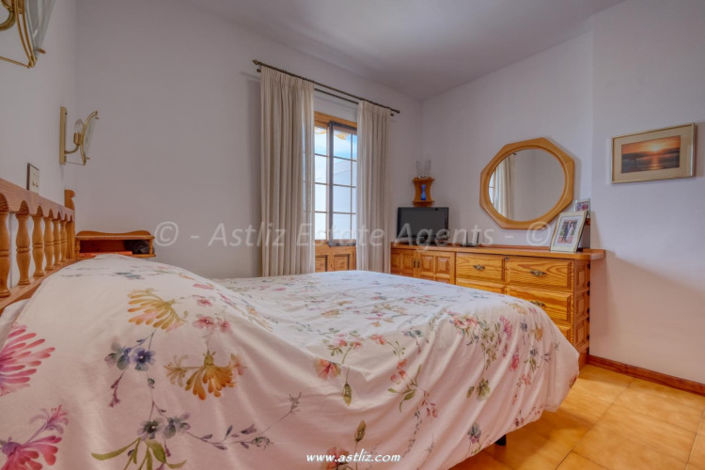 Image No.24-1 Bed Apartment for sale