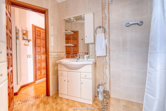 Image No.32-1 Bed Apartment for sale