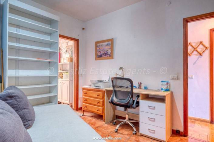 Image No.14-2 Bed Apartment for sale