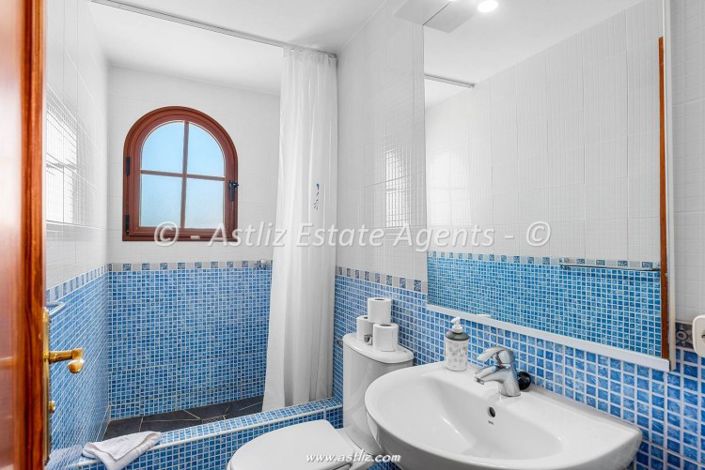 Image No.19-2 Bed Apartment for sale
