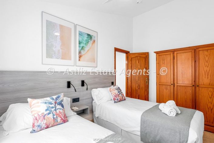 Image No.21-2 Bed Apartment for sale