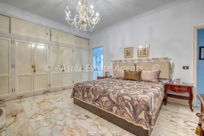 Image No.24-7 Bed Villa for sale