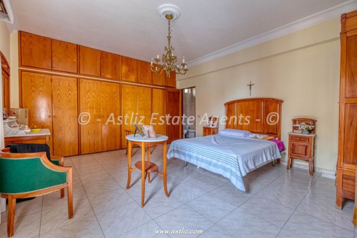 Image No.4-7 Bed Villa for sale