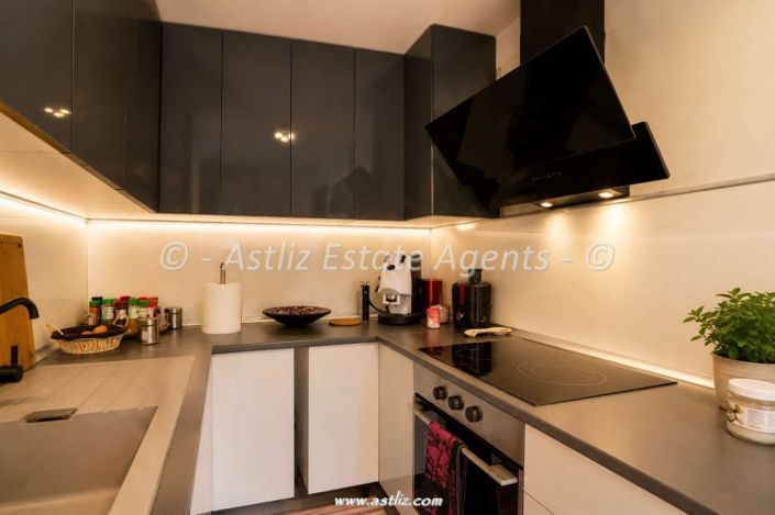 Image No.18-3 Bed Apartment for sale