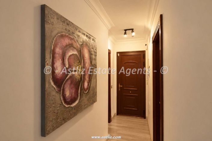 Image No.19-3 Bed Apartment for sale