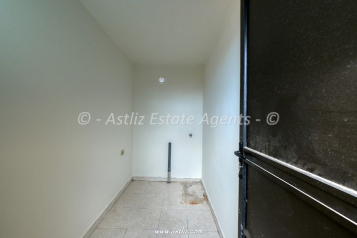 Image No.33-2 Bed Apartment for sale