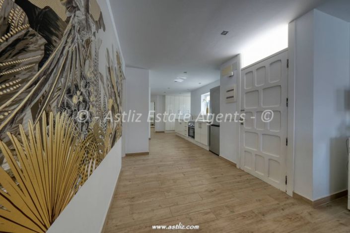 Image No.13-3 Bed Apartment for sale