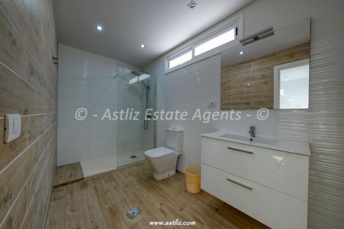 Image No.22-3 Bed Apartment for sale
