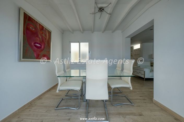 Image No.8-3 Bed Apartment for sale