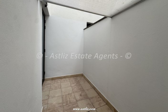 Image No.13-Appartement de 2 chambres à vendre