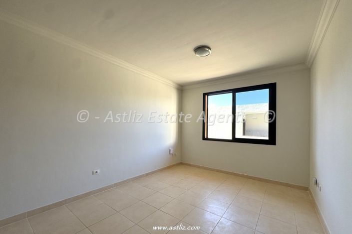 Image No.19-Appartement de 2 chambres à vendre