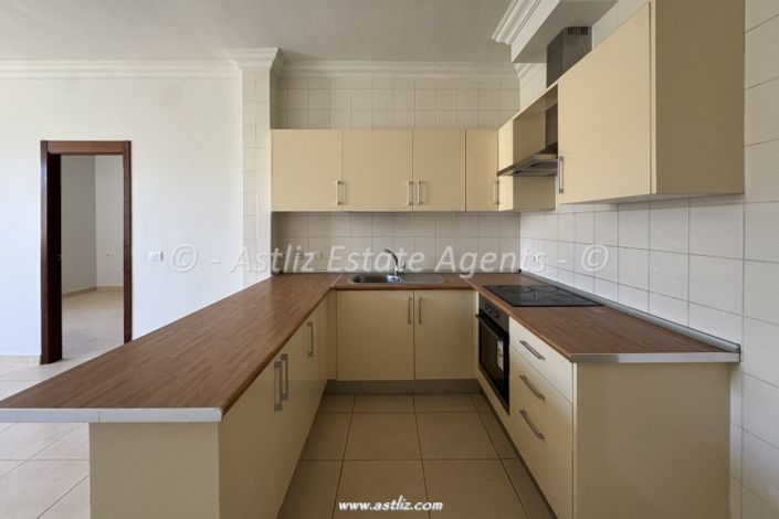 Image No.3-Appartement de 2 chambres à vendre