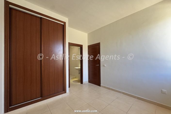 Image No.25-Appartement de 2 chambres à vendre