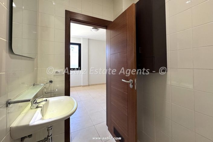 Image No.29-Appartement de 2 chambres à vendre