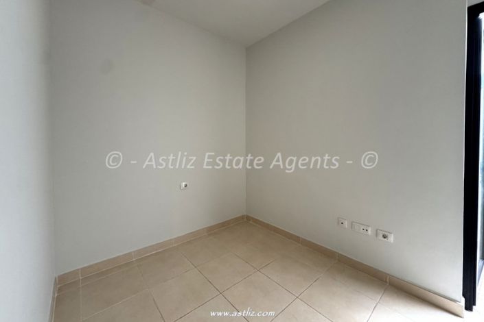 Image No.9-Appartement de 2 chambres à vendre