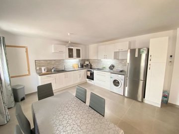 propertyimage1gi8re1s4t20240329022249