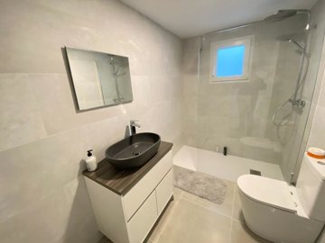 propertyimage1ag9a8sqiv20240329022257