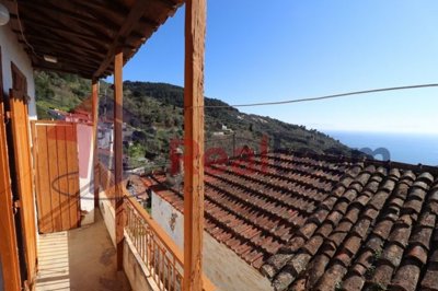 1 - Skopelos, Property